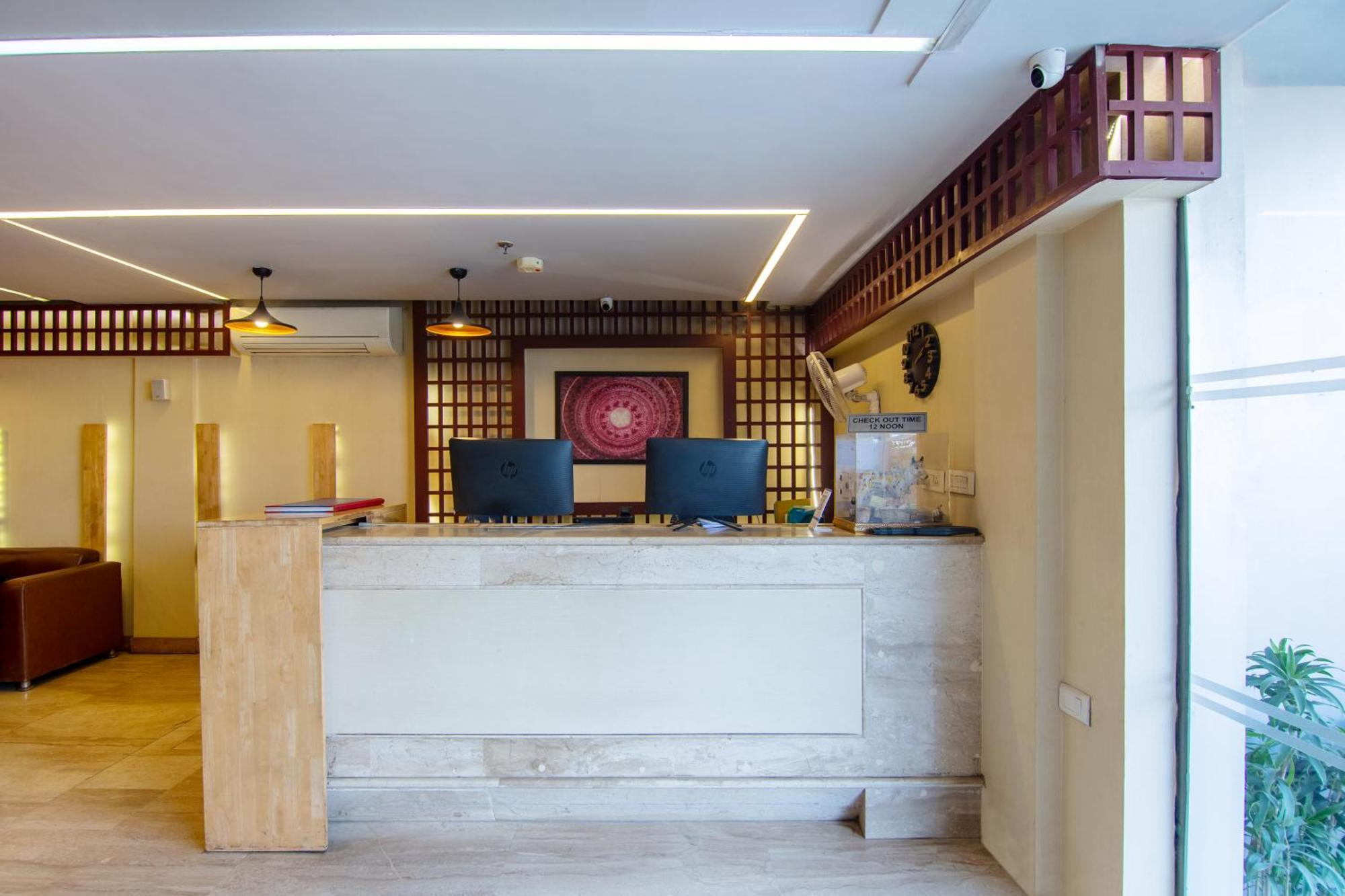 Hotel Lohmod At National Highway 8 - Free Airport Transffer New Delhi Exterior photo