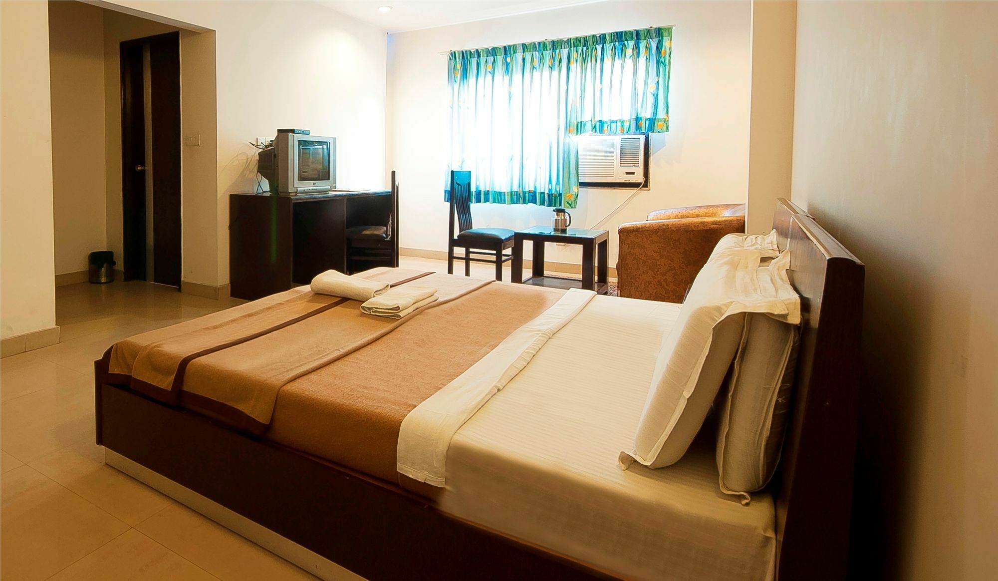 Hotel Lohmod At National Highway 8 - Free Airport Transffer New Delhi Exterior photo